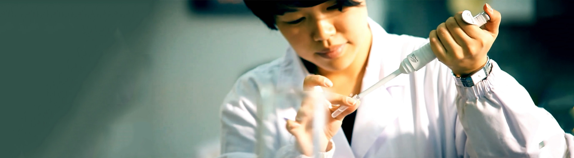 Led By Well-known Experts